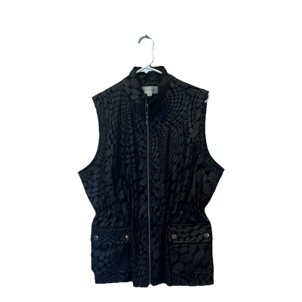 Erin London Black Patterned Vest